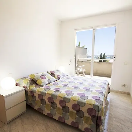 Cami Del Pinar Villa *